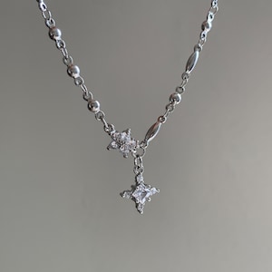 Silver Dainty Shiny Flower Stainless Steel necklace, Cute Spring Summer Floral Necklace, Prom Necklace Jewelry Accessories, Gift for Her