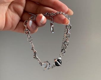 Pulsera unisex de acero plateado con diseño de planeta, ajustable de 18 cm (7 pulgadas), inspirada en las olas del océano y el espacio. Joyería minimalista y vanguardista para hombres y mujeres, resistente al óxido.