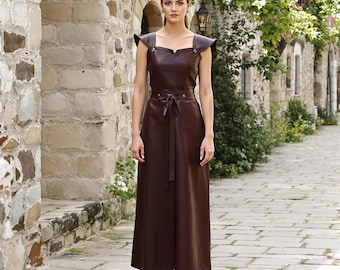 Women&#39;s Medieval Leather Dress | Brown Warrior Gown | Fantasy Renaissance Outfit