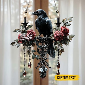 Candelabro gótico acrílico con cuervo y rosa para atrapar el sol. Elegante adorno para ventana con forma de cuervo. Decoración floral victoriana romántica oscura.