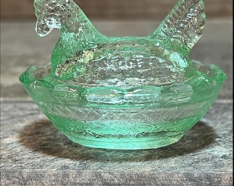 Light Green Mini Glass Hen on Nest | Salt Cellar | Miniatures | Vintage