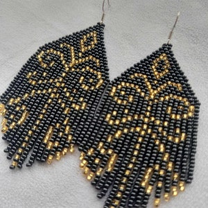 Beaded earrings, black and gold long earrings, fringe earrings, boho style earrings, beaded earrings, handmade earrings