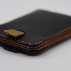 Leather Bi Fold, Pull Tab Wallet w/ Money Clip. RFID Blocking