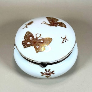 Vintage Porcelain Butterfly Trinket Box Andrea by Sadek Japan White Gold Round
