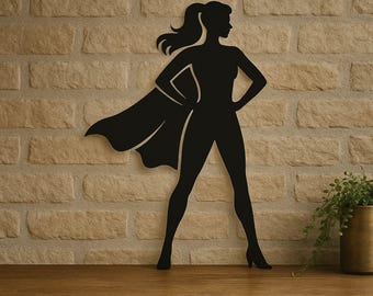 Arte mural metálico de superhéroe: archivo cortado con láser CNC (descarga digital)