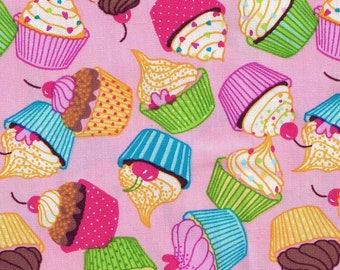 45 "breiter 100% Pima Baumwollstoff Gefrostet Cupcakes Kuchen Desserts Druck (verkauft BTY) Blau Grün Mehrfarbige Kirschen Juvenile Pink Kinder