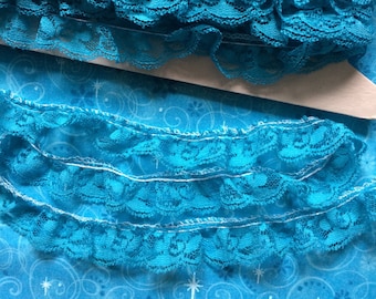 1" wide Vintage Lace Trim, Gathered, Lovely Turquoise Polyester 1/4" header (sold By The Yard) Narrow