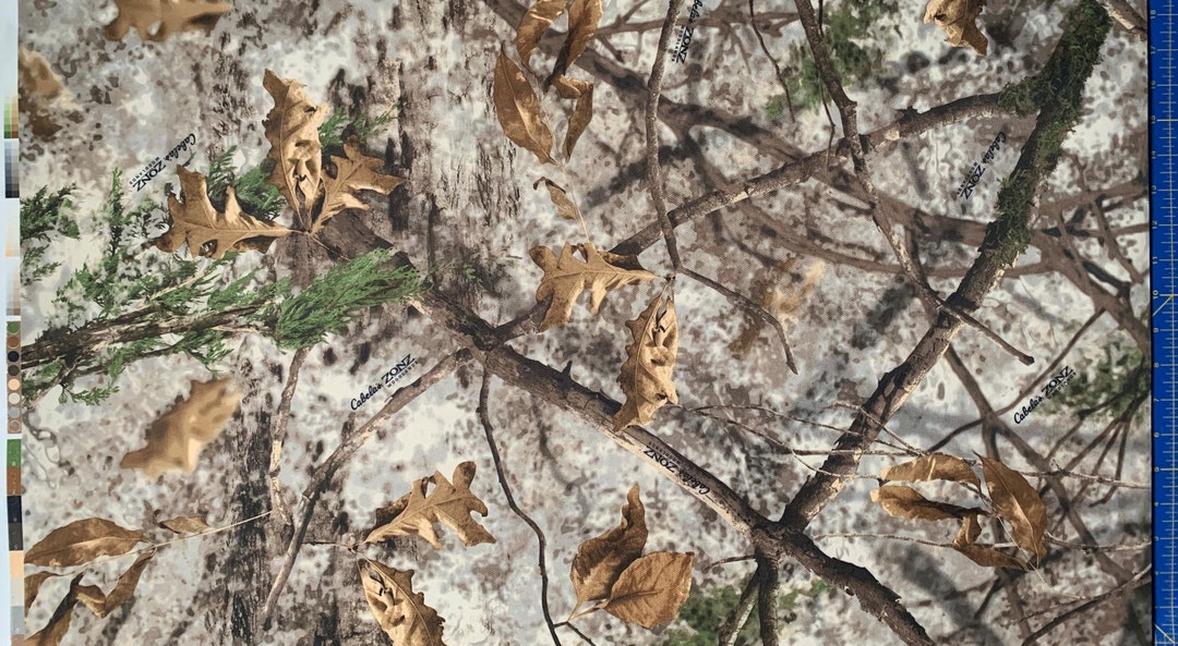 60 Wide Cabela's Zonz Woodlands Water Resistant Polyester Blend