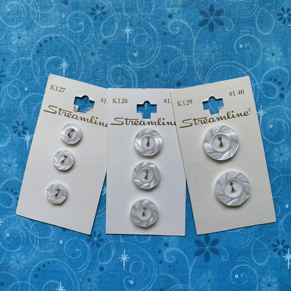 3 sizes Vintage Buttons, Round, White, Nice texture: M (3/4" or 19mm), S (5/8" or 15mm) or XS (7/16" or 11.5mm) 2 or 3 to a card