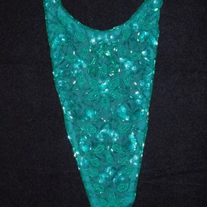 Prześwitujący turkusowo-zielony, koralikowy dekolt z aplikacją z cekinów, 16,5" x 8" z wkładką, formalny strój do tańca wieczorowego, kostium na bal maturalny, Glitz Aqua
