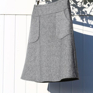 Cotton Linen Blend A-Line Skirt with Pockets, Modern, Yarn Dyed, More Colors Availible, Custom Made, You choose Fitted, Comfy, Loose