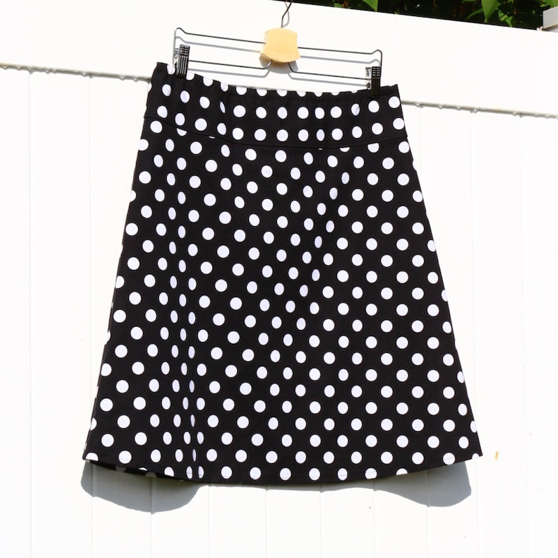 Asymmetrical Polka Dot Slim Skirt