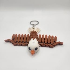 Eagle Keychain | 3D Printed | Articulated Flexi Keychain | Patriotic Gift for Military, Veterans & Explorers | Keychain