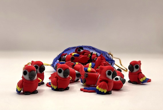 Macaw Flexi Toy Bundle | 3D Printed Mini Bird 1 Inch | Anxiety Fidget Pocket Pal | Tropical Bird Lover Gift | Desk Pet Sensory Aid