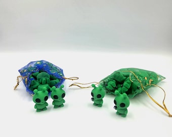 Alien Bundle | 1-Inch Mini 3D Printed Desk Toys in Bright Green & Custom Colors | Wickedly Fun Office Decor, Sci-Fi Gift