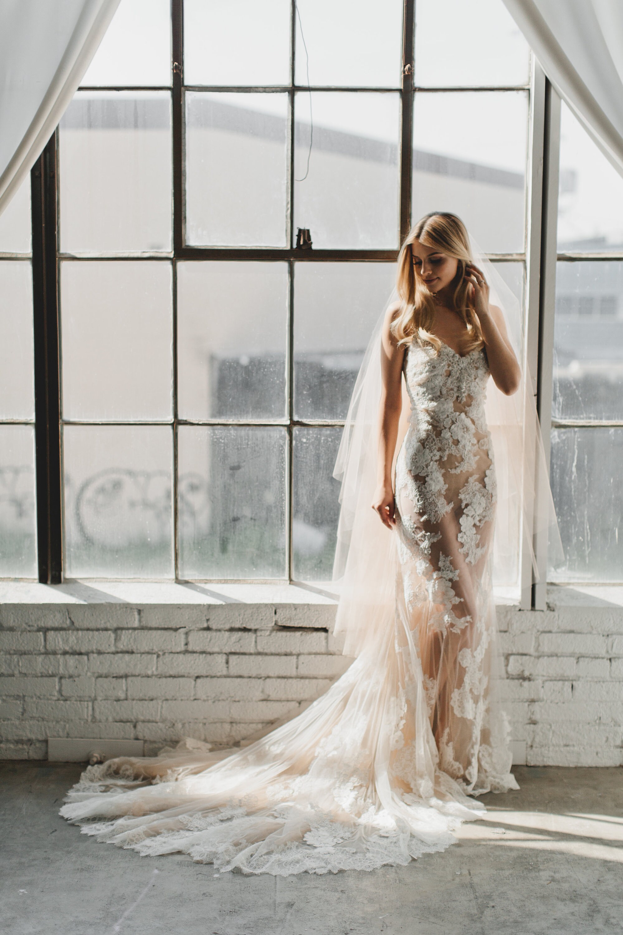 champagne veil ivory dress Veil, Drop Wedding Veil, Over the Face Veil, Blusher Veil, Fingertip Veil, Flowy Veil, Bridal Voluminous Veil Short Veil 1701 shoot 16th sept