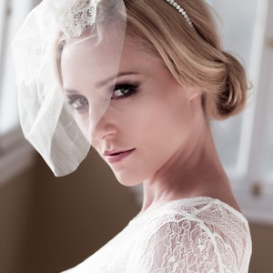 Bohemian Veil, Bridal Birdcage Veil, Vintage Wedding Veil, Ivory Birdcage Veil, Bridal Headpiece, Chantilly Lace, Vintage Tulle, 1428