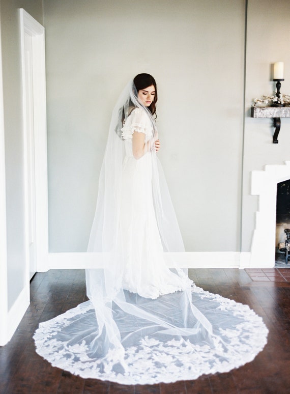 Lace Applique Veil, Sequin Veil, Boho Veil, 1 Tier Veil  display picture 2