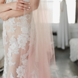 ballet knee length wedding veil with fingertip blusher