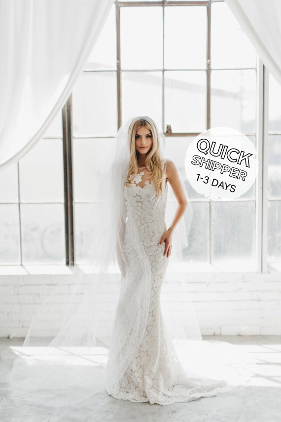 Sheer Tulle Veil | Wedding Veil | Classic Bridal Veil  display picture 1