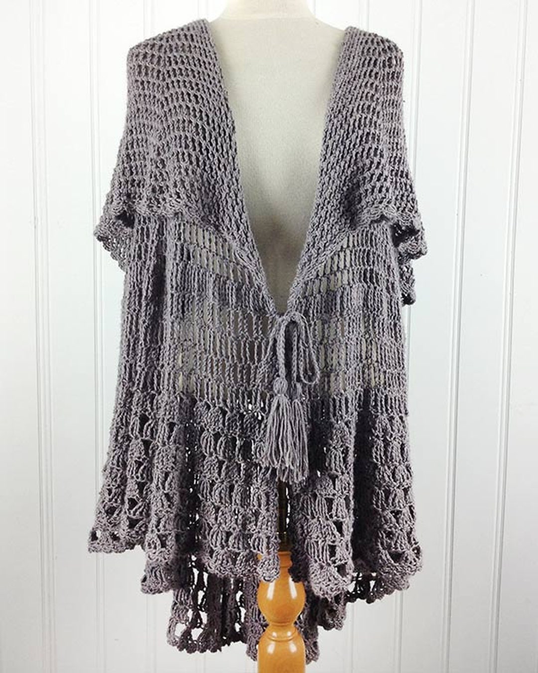 Vintage Cape Crochet Pattern, Women's Fashion (PDF Download) - Etsy