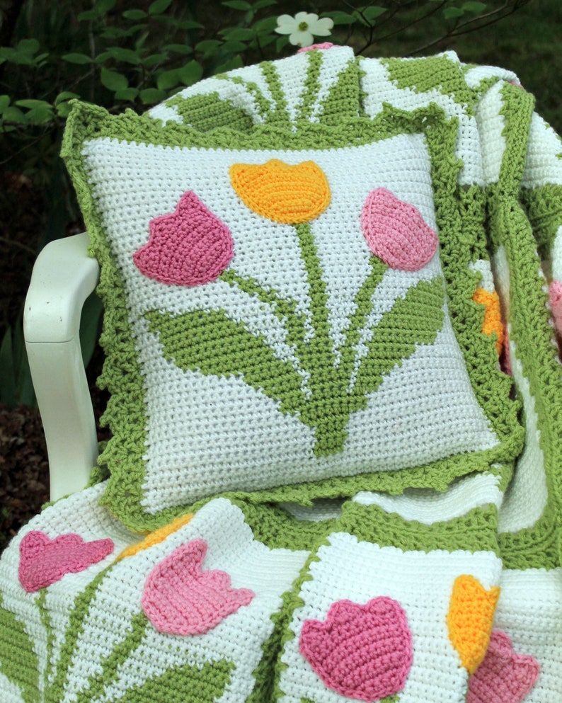 Tulip Afghan & Pillow Set Crochet Pattern PDF Download,Tulip Crochet Blanket,Floral Afghan Pattern,Tulip Applique,Tulip Afghan Crochet PDF image 3