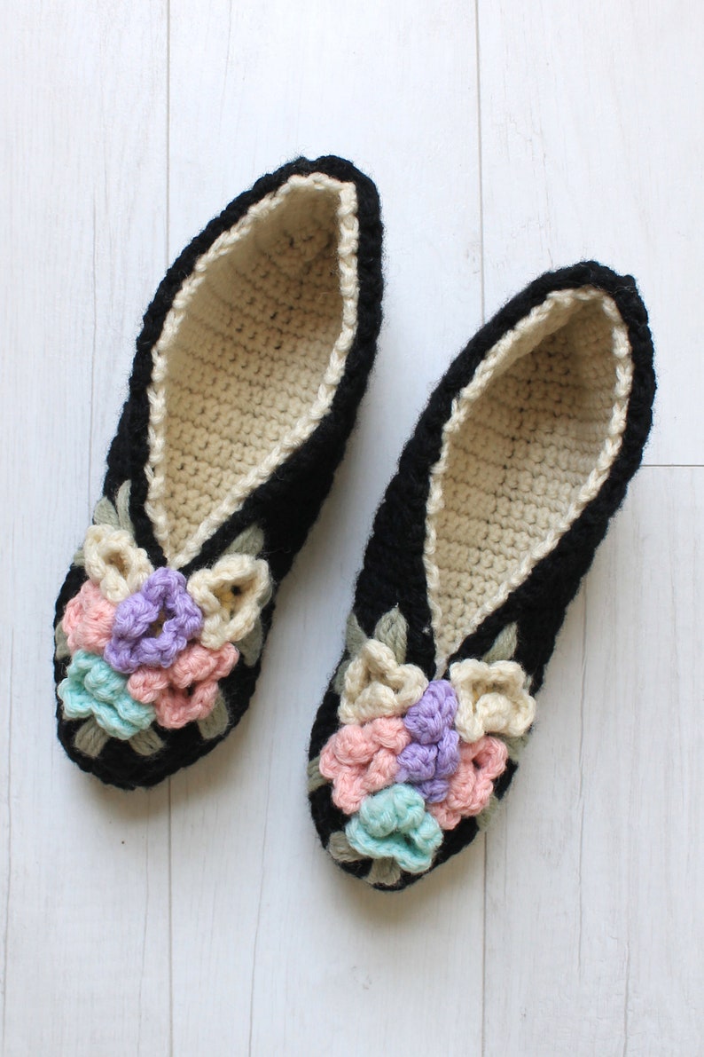 Vintage Floral Slippers Crochet Pattern PDF Download,Crochet Slipper Pattern,Children's Shoe,Women's Slipper,Floral Crochet Slippers image 6