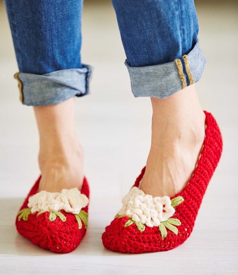 Vintage Floral Slippers Crochet Pattern PDF Download,Crochet Slipper Pattern,Children's Shoe,Women's Slipper,Floral Crochet Slippers image 1