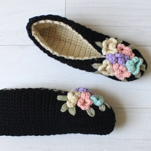 Vintage Floral Slippers Crochet Pattern PDF Download,Crochet Slipper Pattern,Children's Shoe,Women's Slipper,Floral Crochet Slippers image 5
