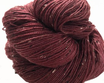 Donegal tweed yarn, hand dyed, fingering weight, 438 yds, 2 ply, cranberry, "Grainne",  BFL and nylon blend