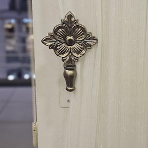 Vintage Floral Curtain Holdback Hooks - Set of 2, Decorative Wall-Mounted Polyester Tiebacks