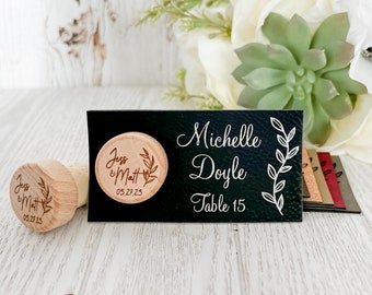 Personalized Place Card Holder Wine Cork Stopper Wedding Favor Bachelorette Party Bridal Shower Wine Bottle Stopper Escort Card Wine Cork