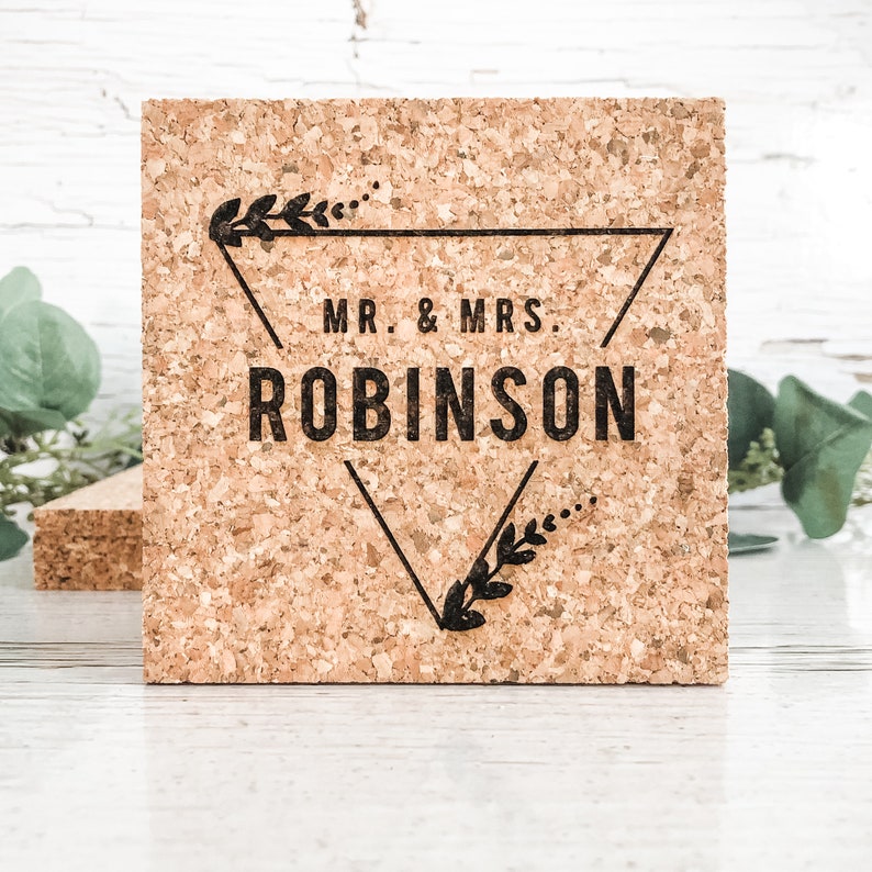 Personalized Coaster Set of 4 Cork Coasters Last Name Wreath Coaster Gift Set Custom Coaster Christmas Gift, Holiday Gift, Wedding Gift Mr & Mrs Last name