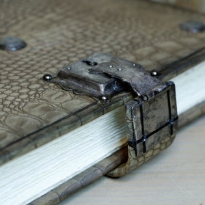 Journal with Lock and Key, Antique Crocodile Textured Leather The Collector image 7