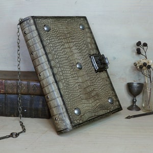 Journal with Lock and Key, Antique Crocodile Textured Leather The Collector image 4