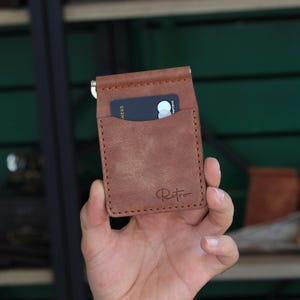 Handgefertigte Lederbrieftasche, praktischer faltbarer Kartenhalter, handgefertigter personalisierter schlanker Kartenhalter, minimalistische Brieftasche mit Geldklammer für den Mann
