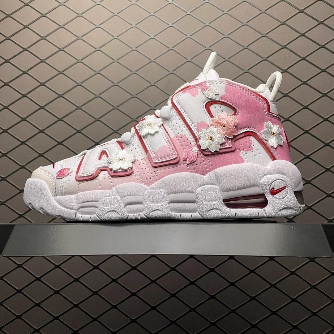 ナイキ アップテンポ カスタムモデル 桜 Custom Sneakers Custom Air More Uptempo Cherry Blossom