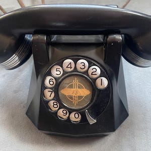 VINTAGE TELEPHONE MONOPHONE Automatic Electric Rotary Telephone Black Rotary Phone Antique Collectible Memorabilia Gets Dialtone