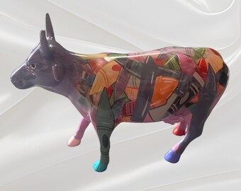 Cow Parade #9192 "Crayon" Porcelain Figurine 2001 Retired