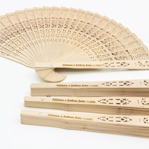 Massen-personalisierte Hochzeitsfächer, Gastgeschenke Hochzeit für Gäste Kundenspezifischer Handfächer, Brautpartybevorzugungen, Sommerhochzeit, rustikale Gefälligkeiten, Geschenkfan