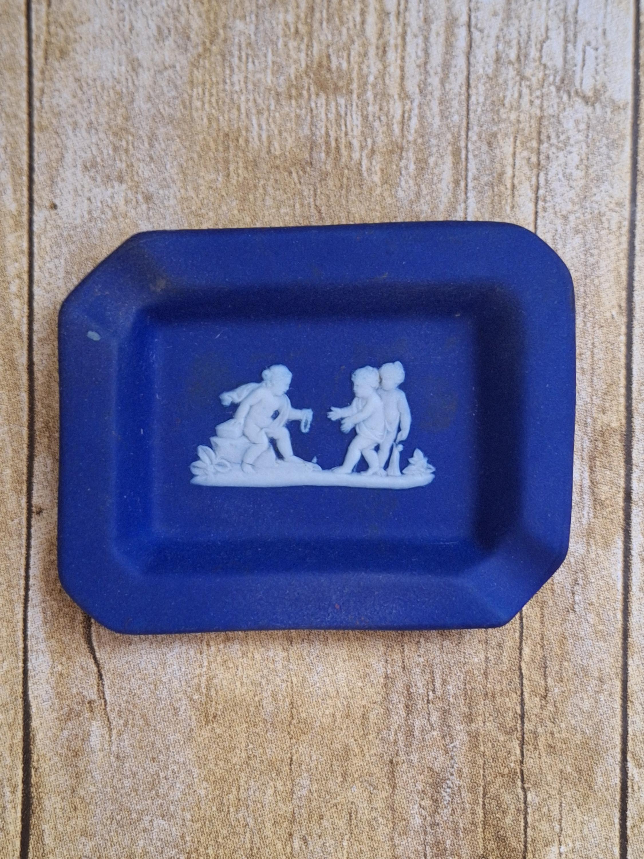 Vintage Wedgwood Dark Cobalt Blue Ashtray, Small Rectangular, 3
