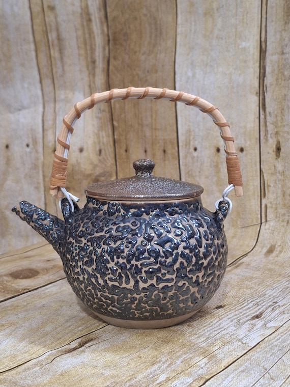 Antique Japanese Japan Meiji Teapot, Shigaraki Pottery, Black