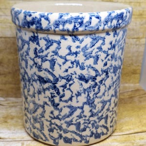 Vintage Robinson Ransbottom Pottery, RRP Blue Spongeware 1 Quart High Jar Crock - ca. 1970s-1980s Roseville OH