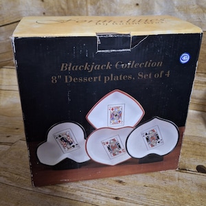 Conjunto de pratos Vintage Formality by Baum Brothers - Coleção Blackjack - Conjunto de 4 pratos em formato de "carta", copas, ouros, paus, espadas IOB