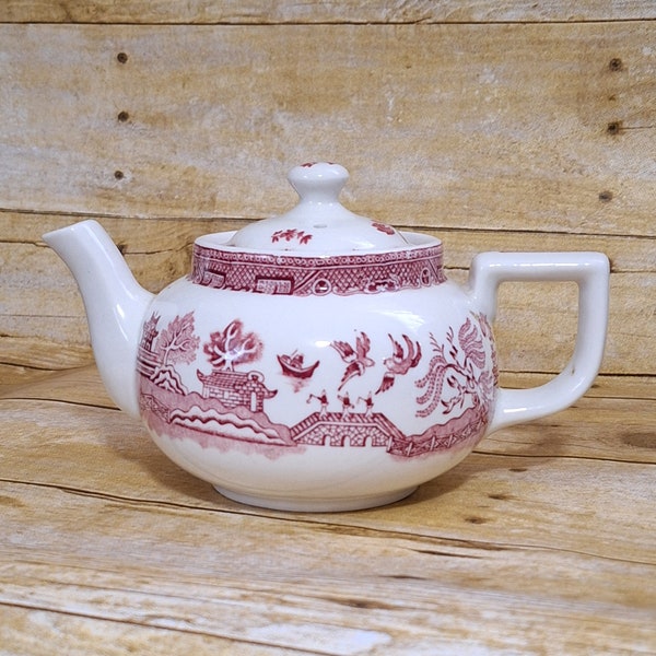 Vintage Restaurant Ware Small Teapot - Japanese Asian Willow Redware Design - Town Food Service, Walker China Bedford Ohio, Dated 1970