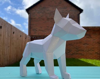Manualidad de papel de perro bull terrier, escultura de papel 3D de baja poligonalidad, plantilla digital, descarga en PDF, origami, manualidades de papel, regalo DIY, decoración del hogar