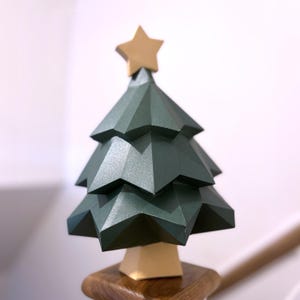 Albero di pino di carta di Natale, modello di albero di pino di carta, modello PDF di albero di pino, scultura di pino 3D, modello low poly Albero di pino di Natale