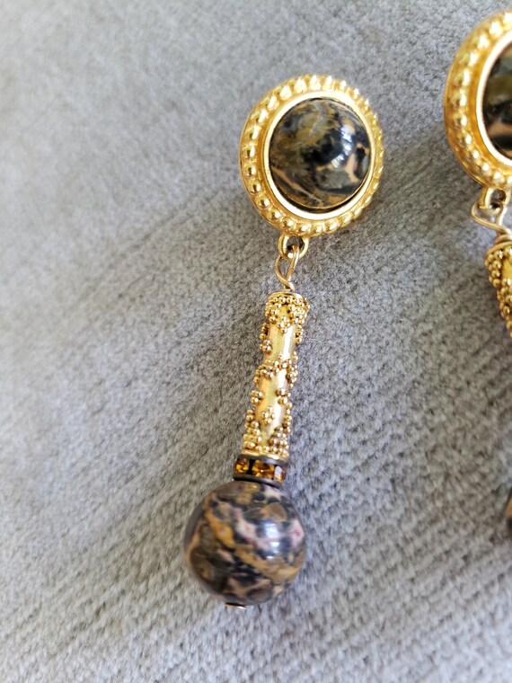 Vintage Leopard Agate Drop Earrings, Gold Metal E… - image 4
