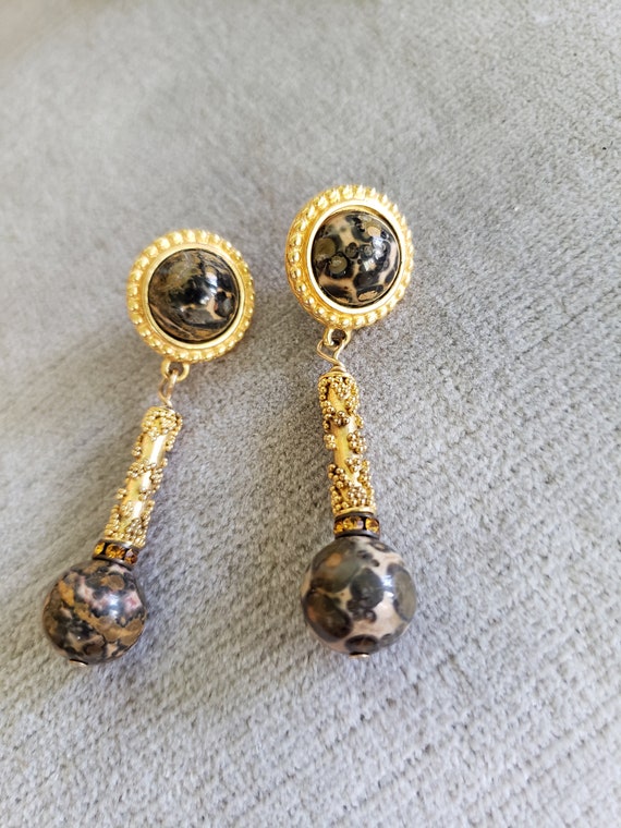 Vintage Leopard Agate Drop Earrings, Gold Metal E… - image 2