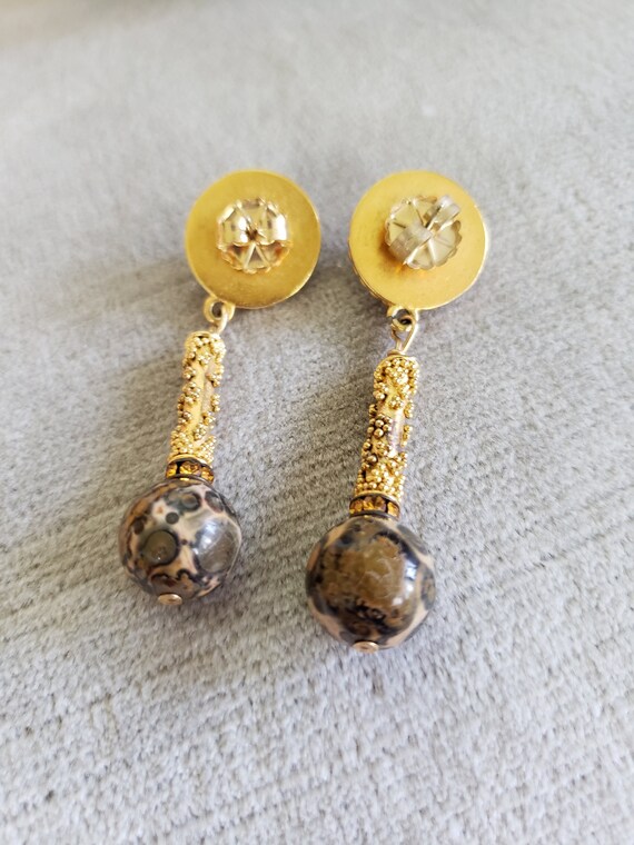 Vintage Leopard Agate Drop Earrings, Gold Metal E… - image 6